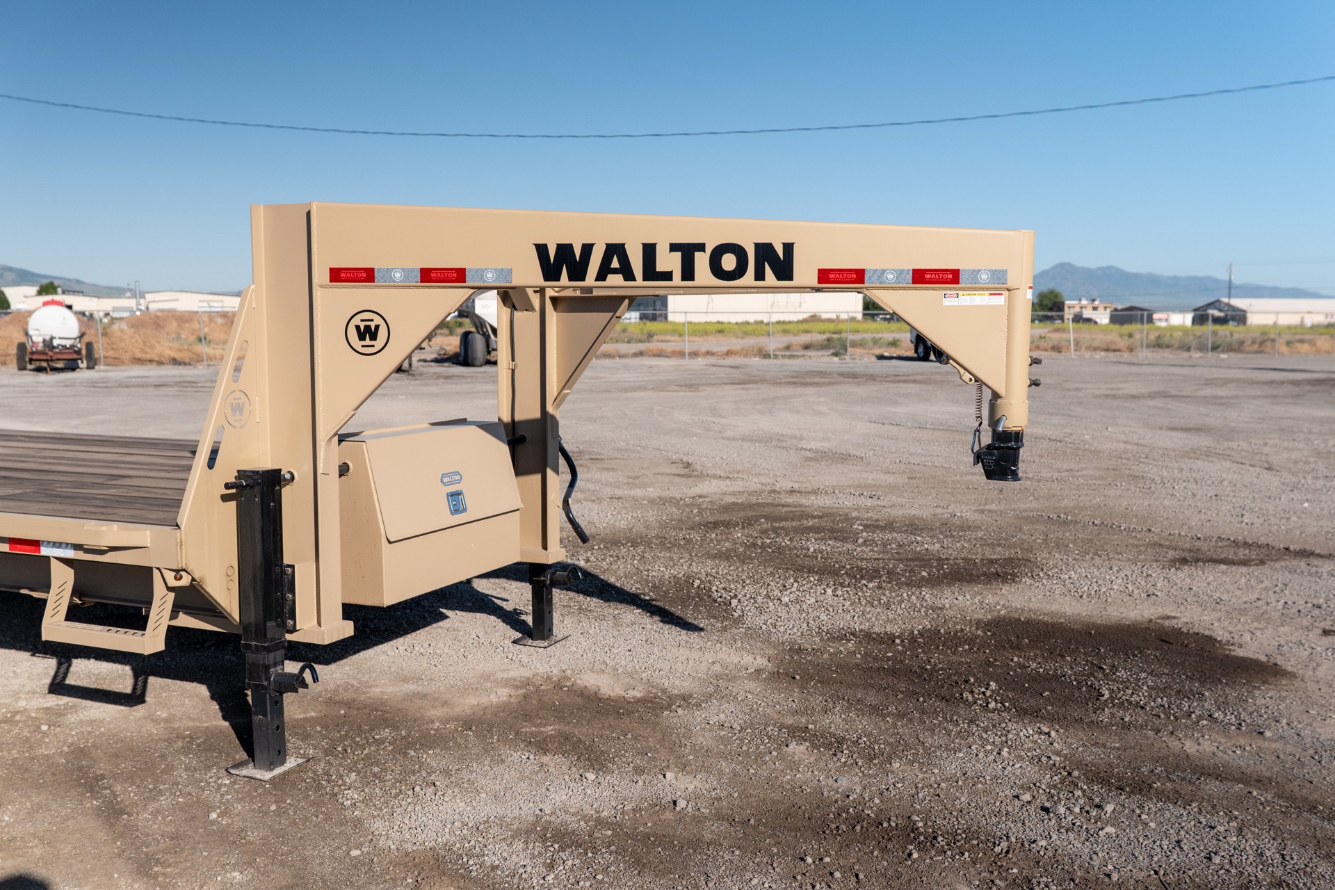 FBH207 — Gooseneck and coupler