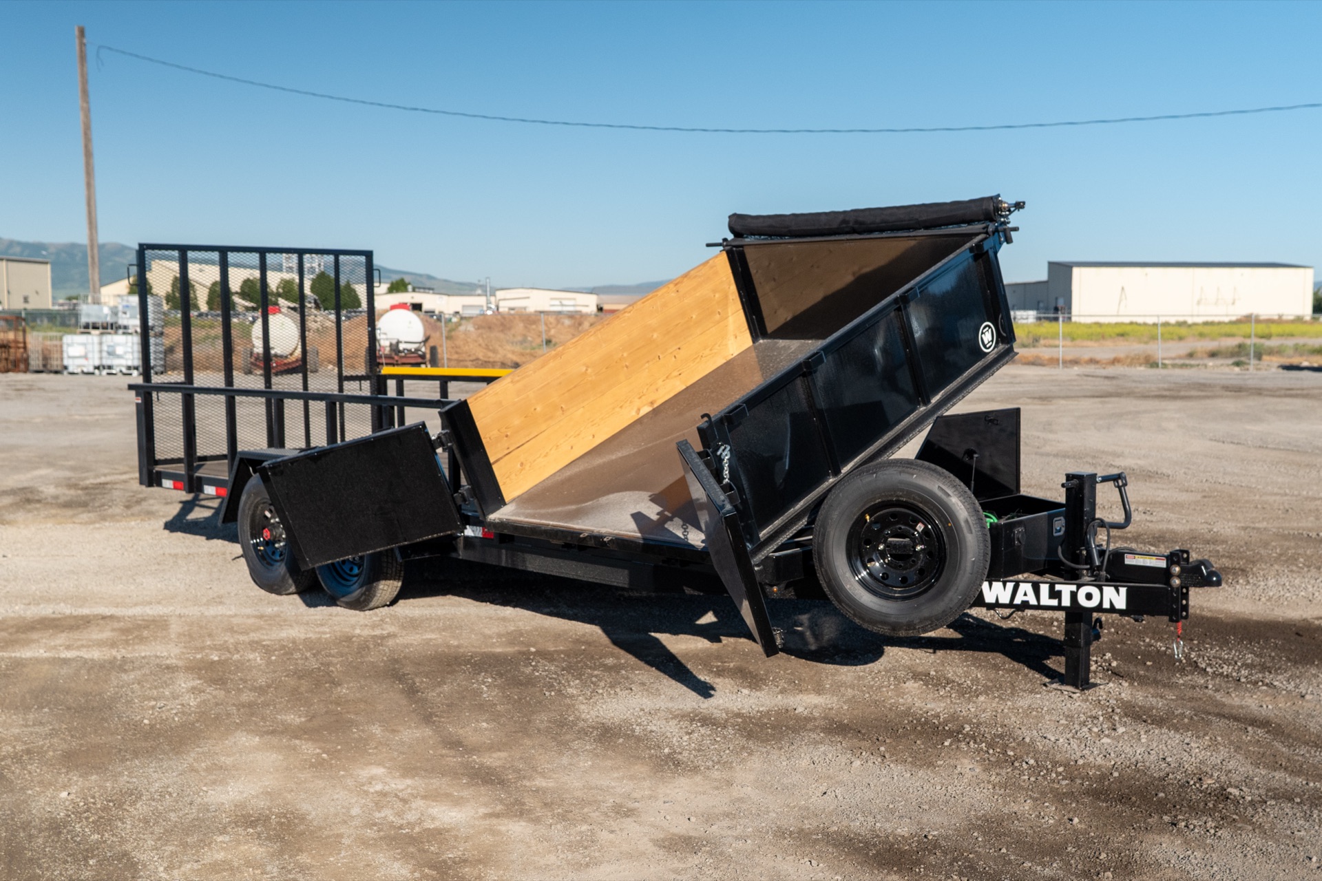 MPR207 — Dump box raised